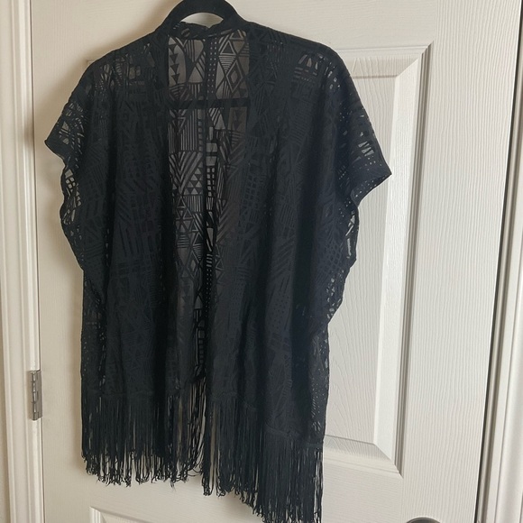 Olive Tree woman’s Black Fringe Kimono Cardigan S/M - Picture 6 of 6